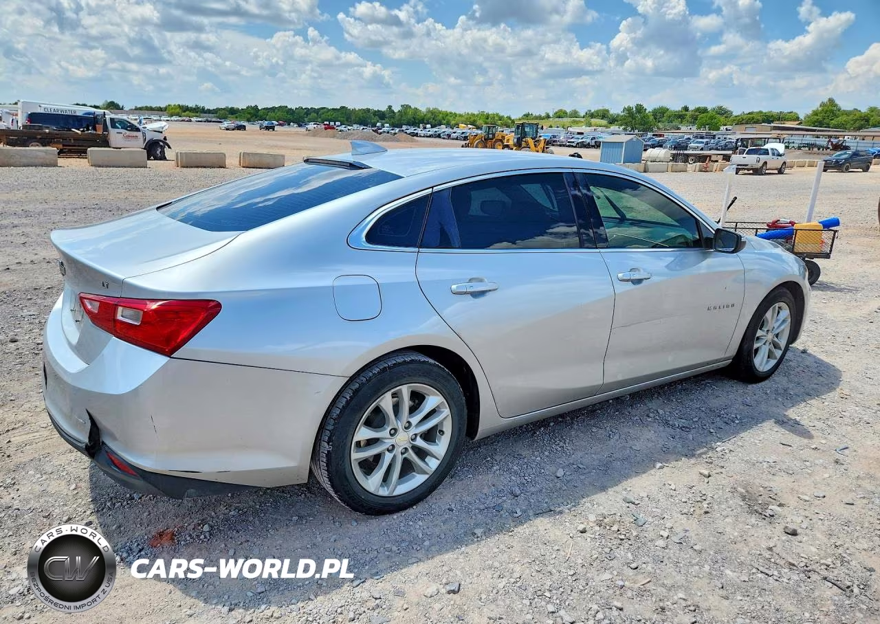 2018 Chevrolet Malibu Lt VIN:1G1ZD5ST8JF156049 - 3