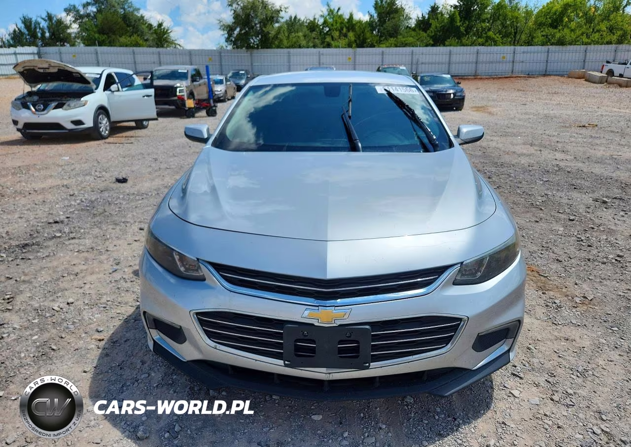 2018 Chevrolet Malibu Lt VIN:1G1ZD5ST8JF156049 - 5