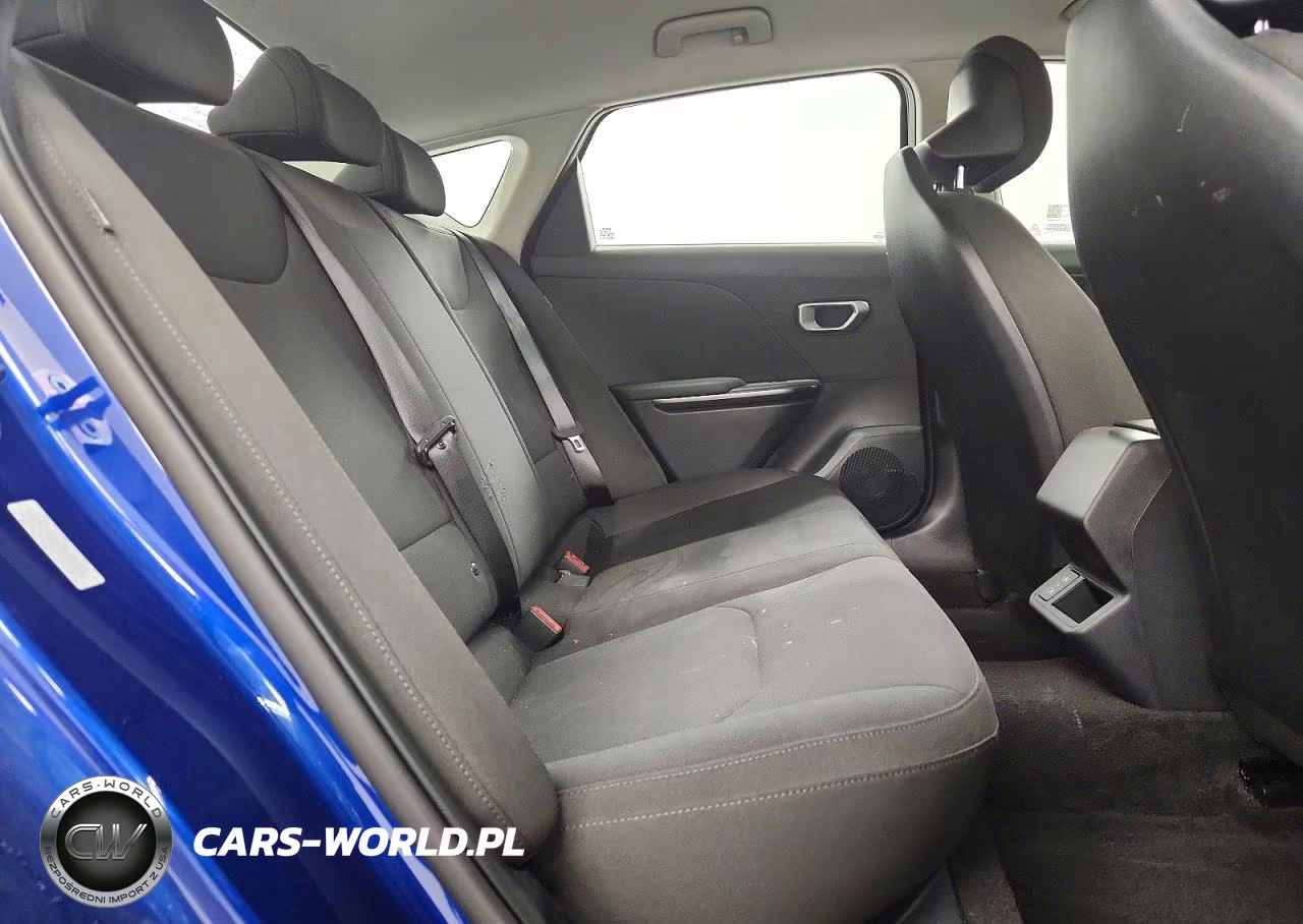 2026 Kia K4 Lxs VIN:3KPFT4DE8TE292846 - 10