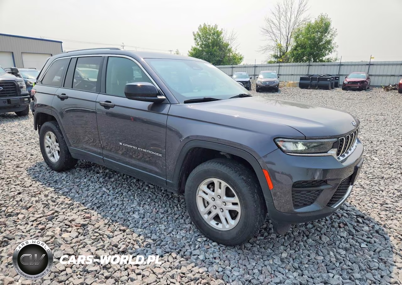 2022 Jeep Grand Cherokee Laredo VIN:1C4RJHAG7N8604085 - 4