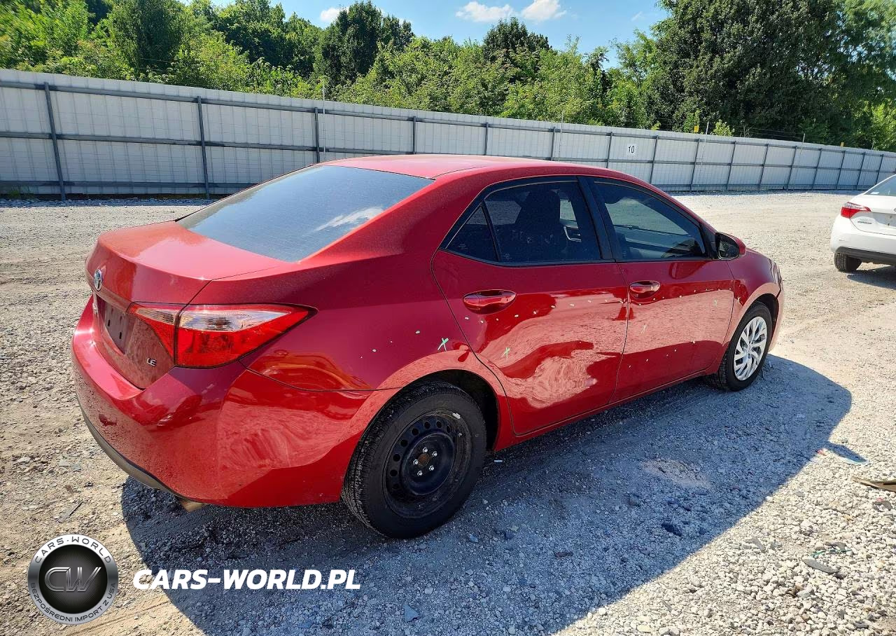 2019 Toyota Corolla Le VIN:5YFBURHE1KP864517 - 3