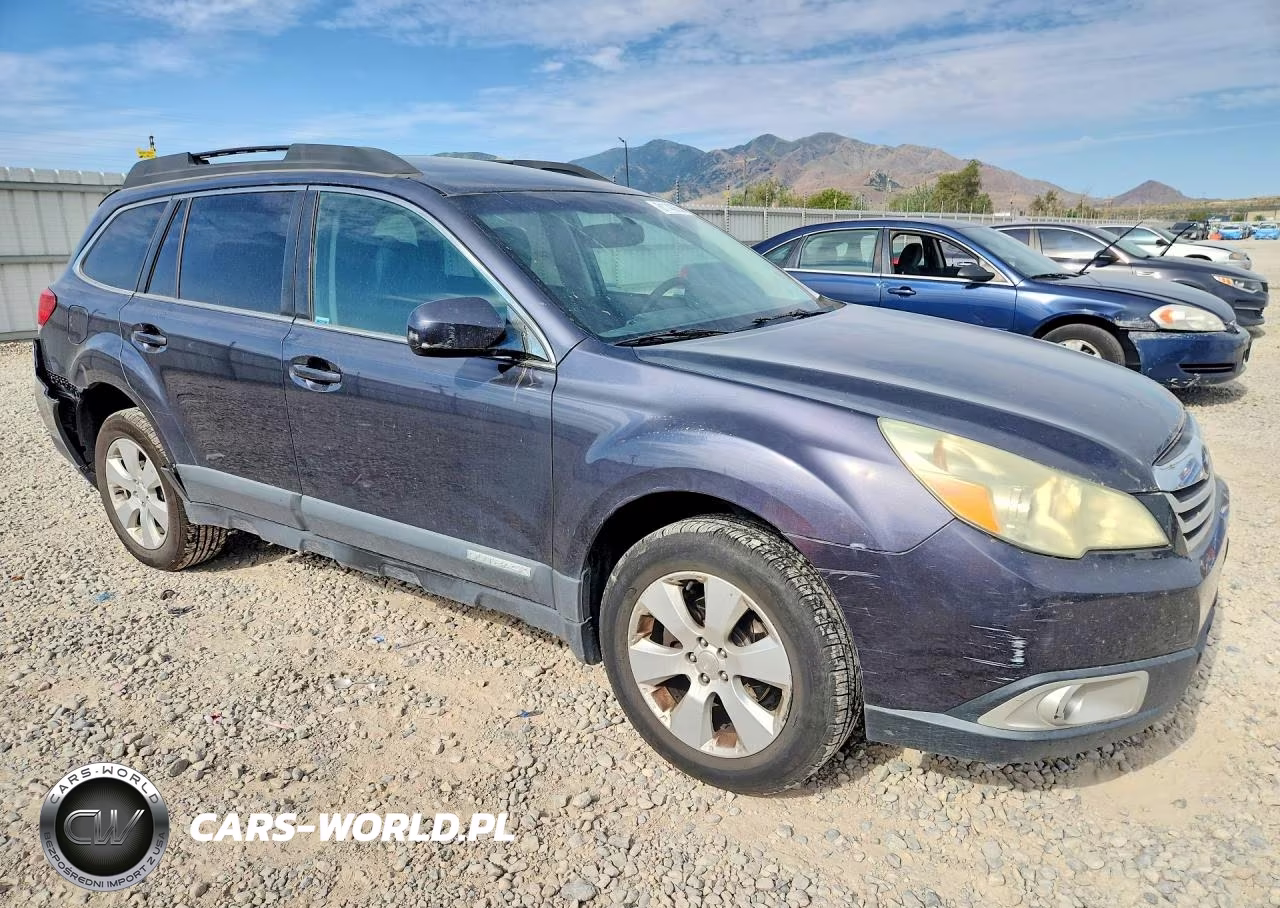2010 Subaru Outback 2.5I Premium VIN:4S4BRBGC8A3376239 - 4