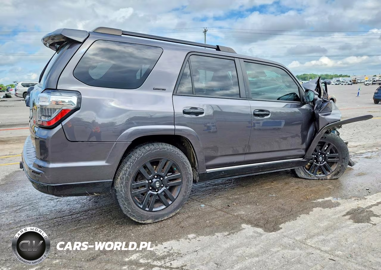 2020 Toyota 4Runner Nightshade Edition VIN:JTEBU5JR4L5771782 - 3