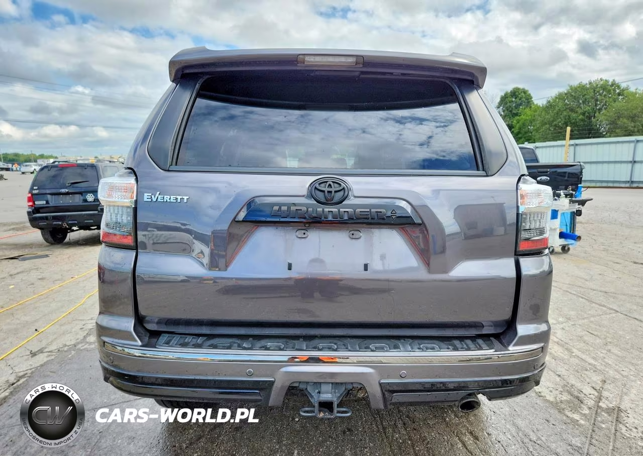 2020 Toyota 4Runner Nightshade Edition VIN:JTEBU5JR4L5771782 - 6