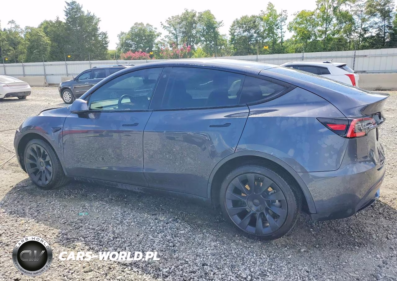 2021 Tesla Model Y VIN:5YJYGDEE6MF093589 - 2