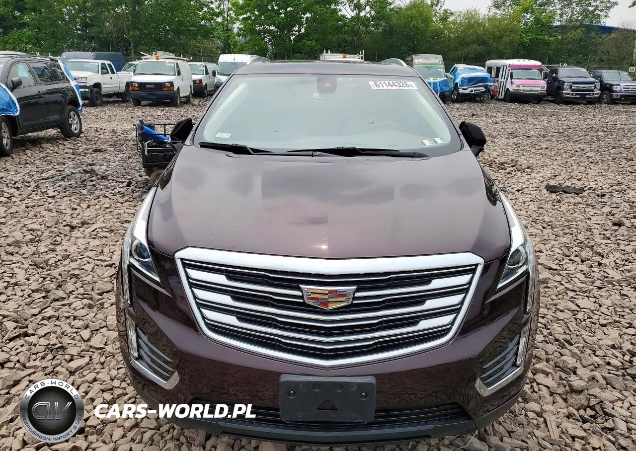 2018 Cadillac Xt5 Luxury VIN:1GYKNCRS7JZ101740 - 5