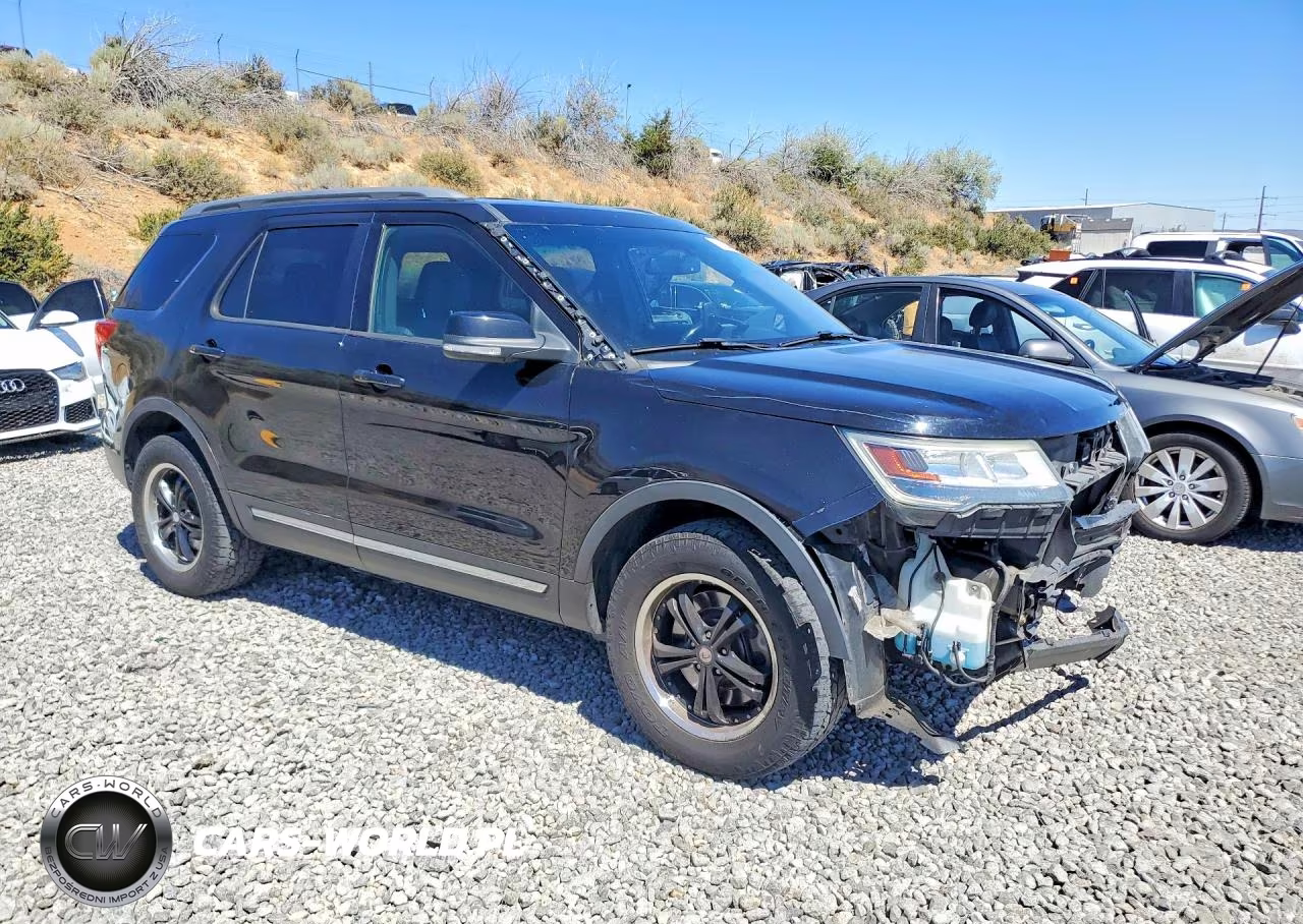 2016 Ford Explorer Xlt VIN:1FM5K8D83GGC42566 - 4
