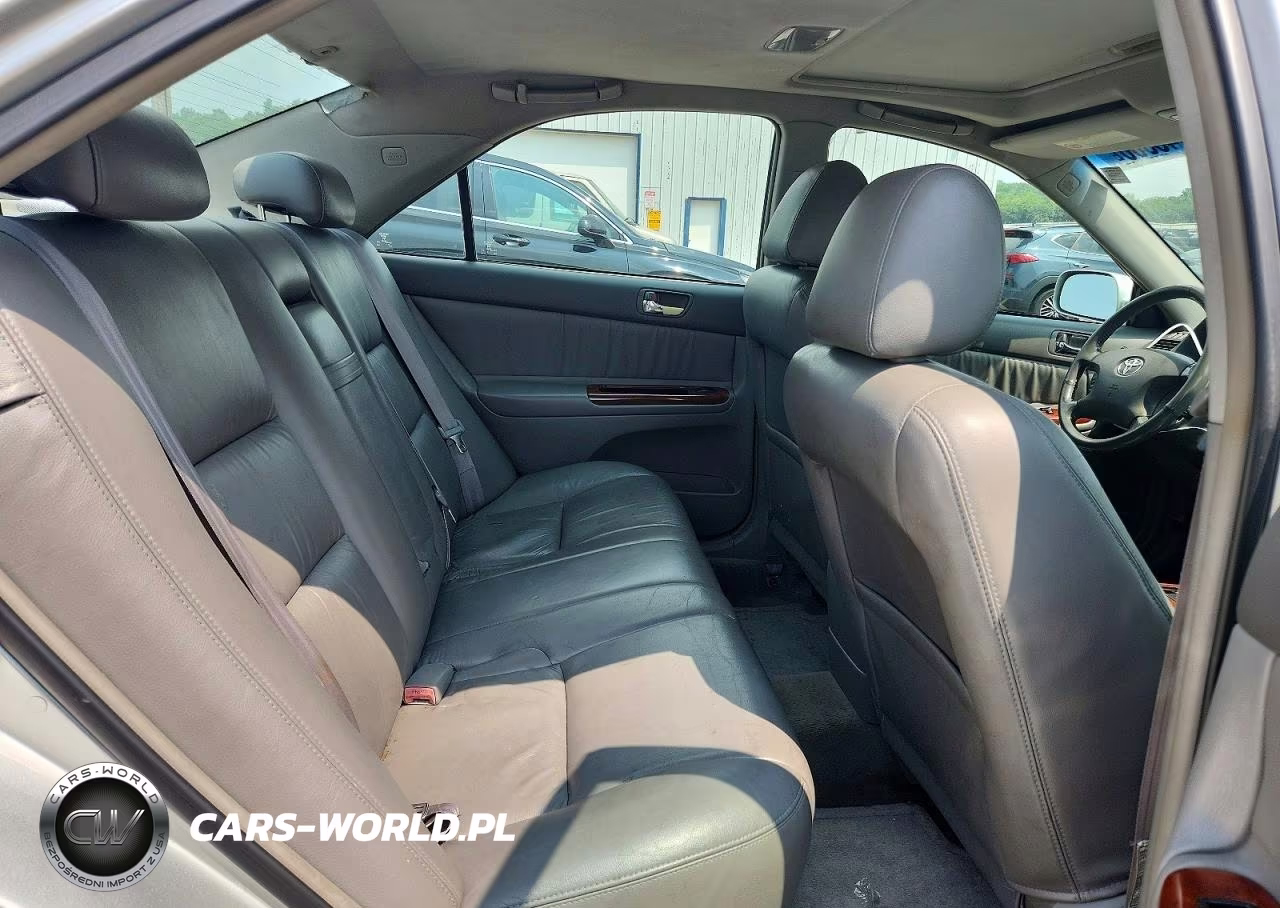 2002 Toyota Camry Xle V6 VIN:4T1BF30K52U506554 - 10