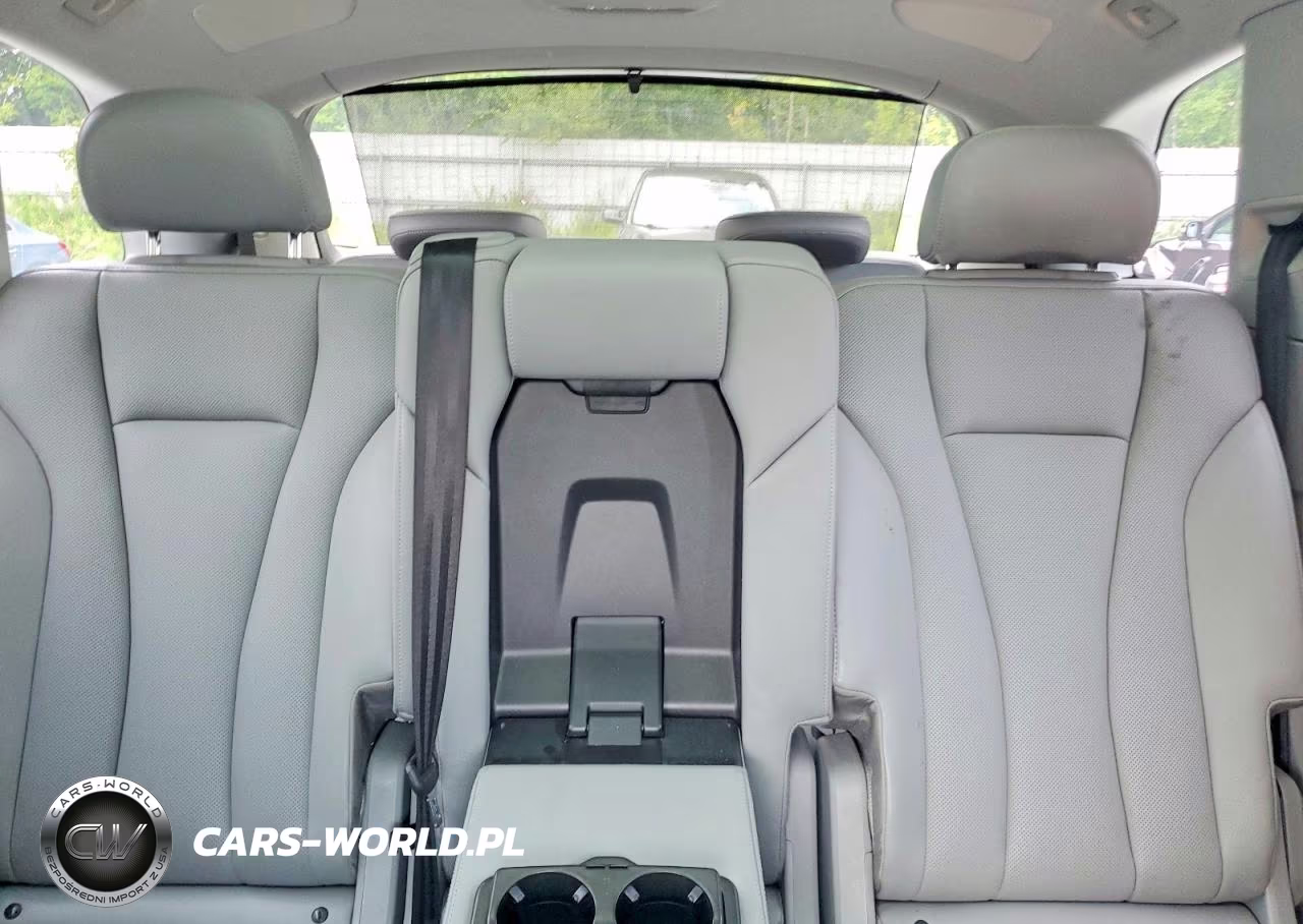 2019 Audi Q7 Prestige VIN:WA1VAAF70KD003550 - 10
