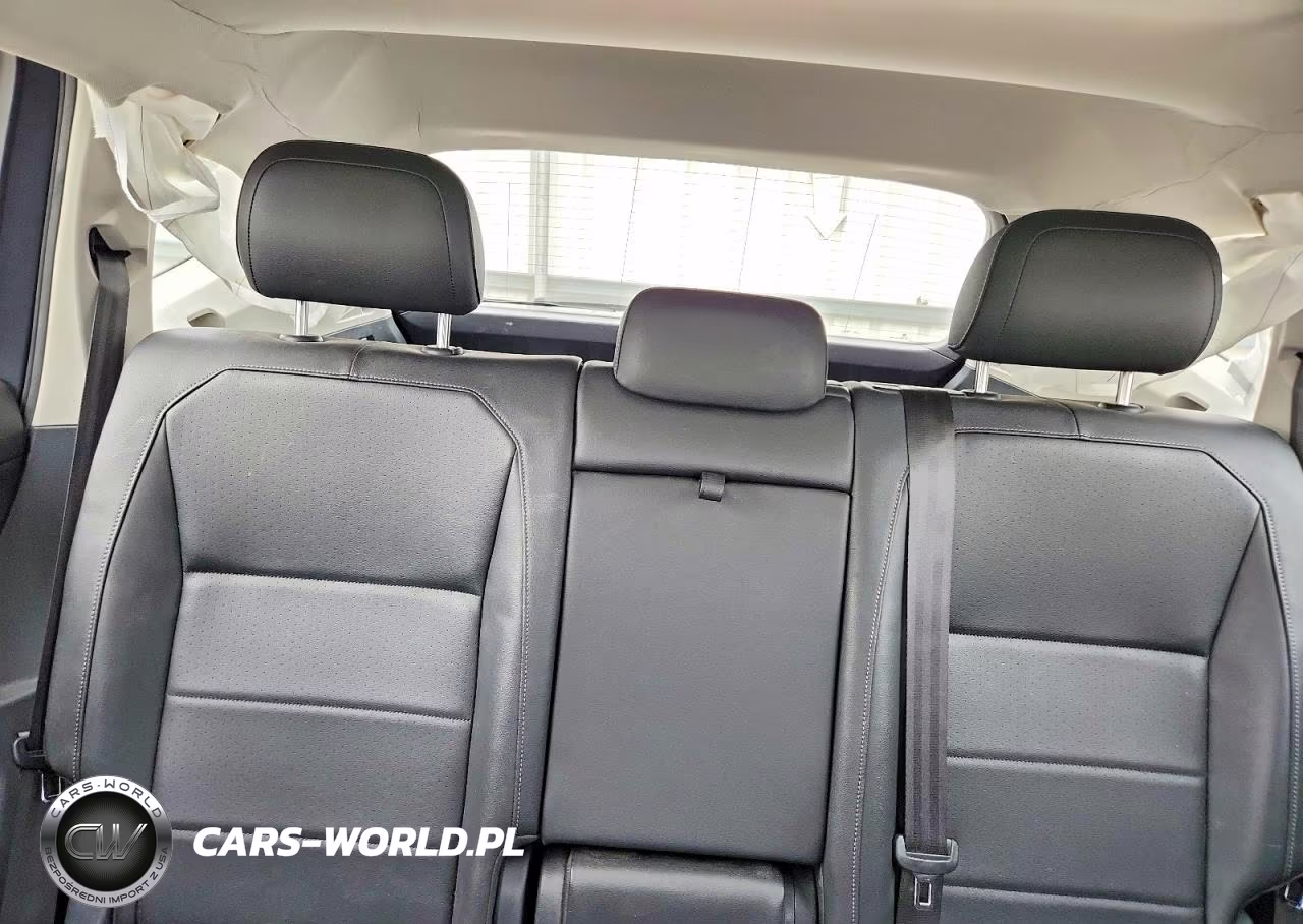 2020 Volkswagen Tiguan Se VIN:3VV2B7AX2LM037190 - 10