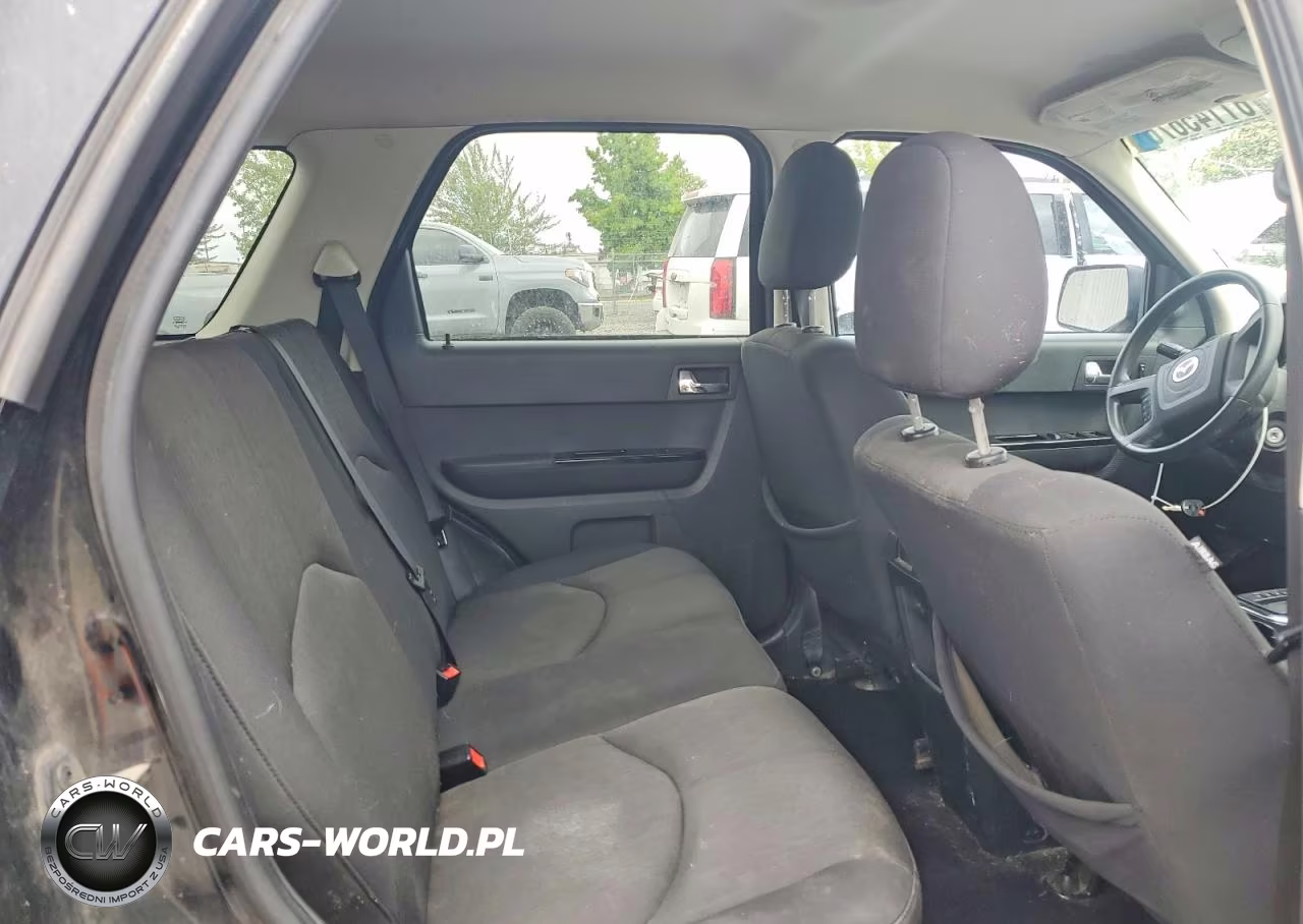 2008 Mazda Tribute I VIN:4F2CZ02Z48KM20598 - 10