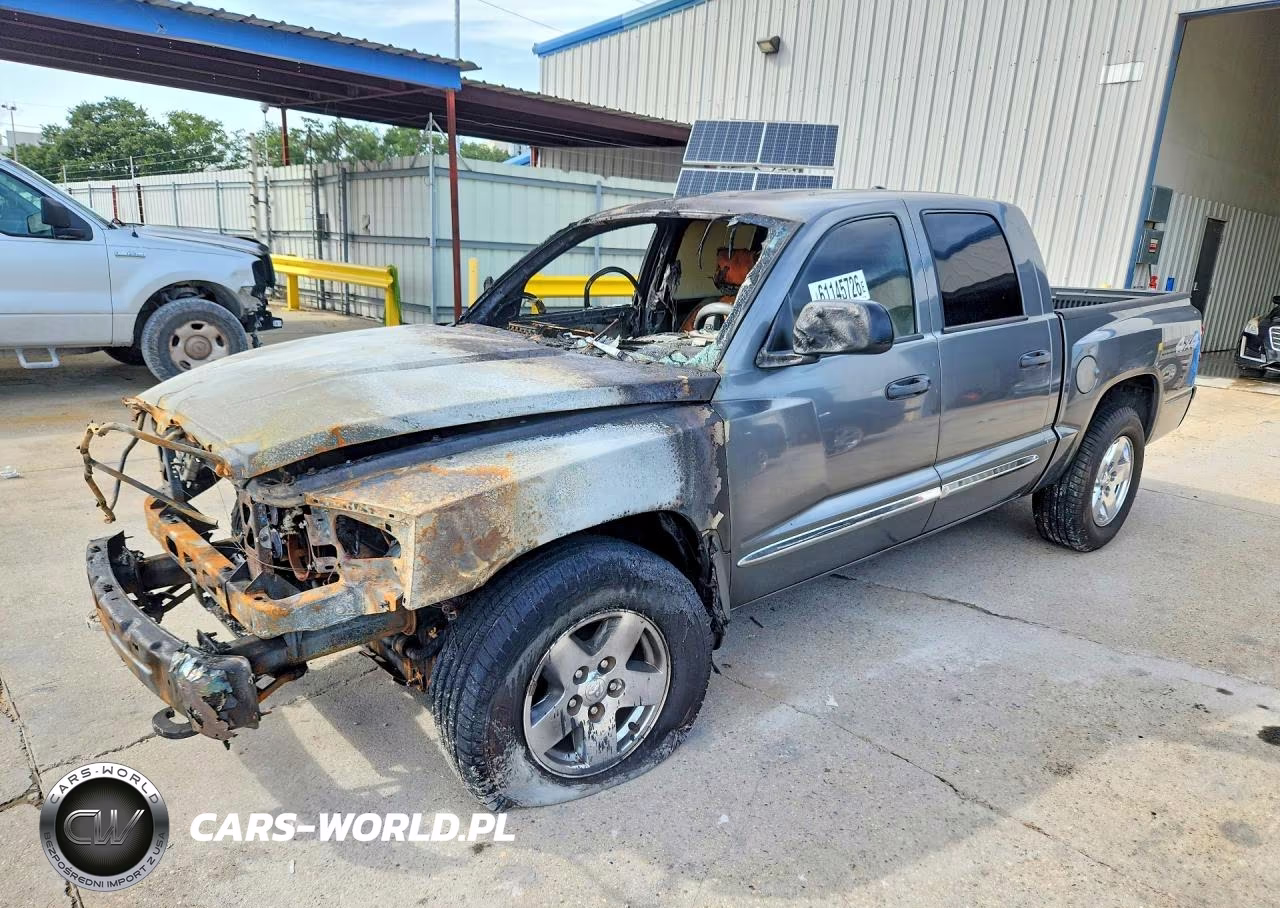 2005 Dodge Dakota Quad Laramie – zdjęcie 1 z 12