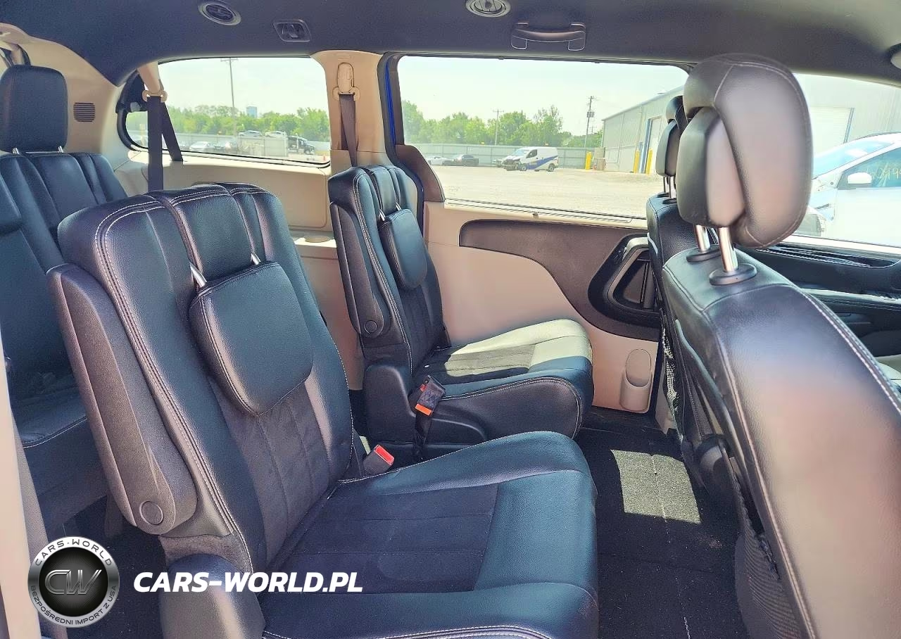 2018 Dodge Grand Caravan Sxt VIN:2C4RDGCG4JR245615 - 11