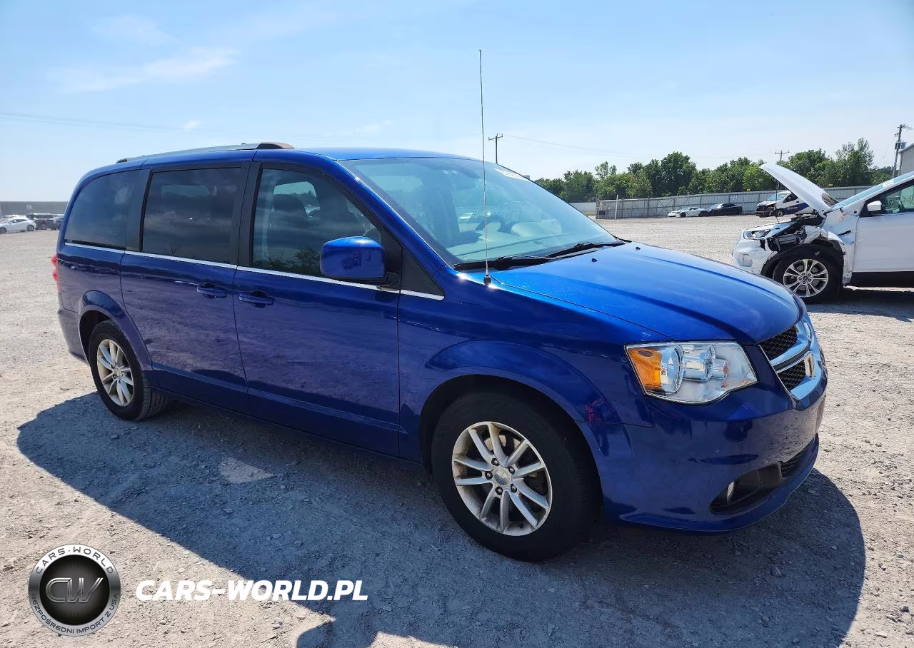 2018 Dodge Grand Caravan Sxt VIN:2C4RDGCG4JR245615 - 4