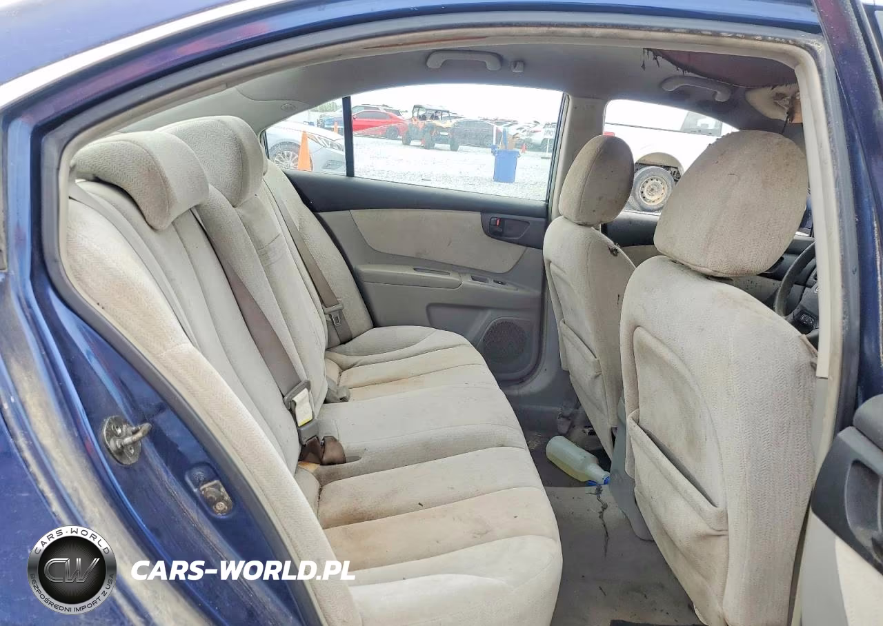 2007 Kia Optima Lx VIN:KNAGE123975110813 - 10