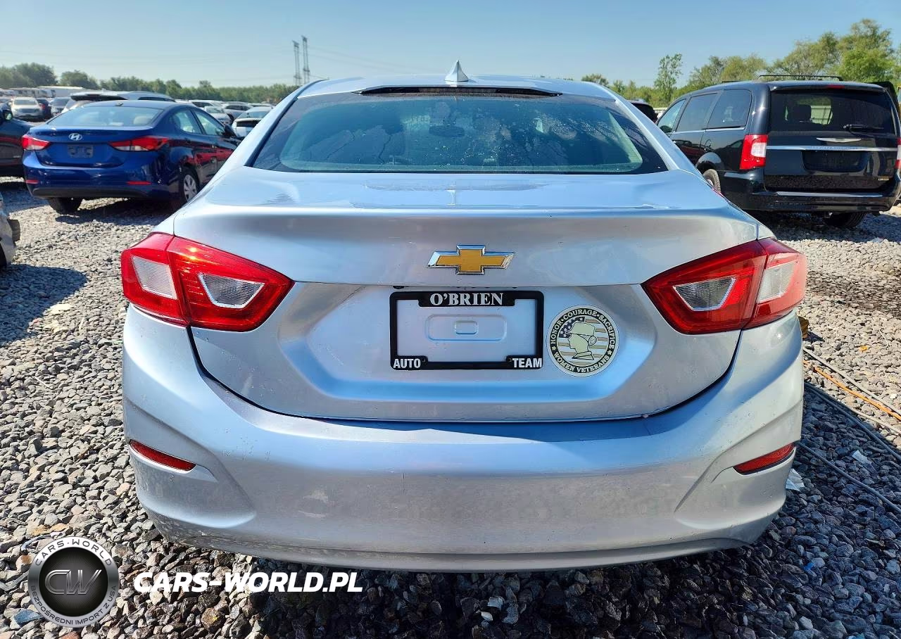 2017 Chevrolet Cruze Lt VIN:1G1BE5SM3H7208201 - 6