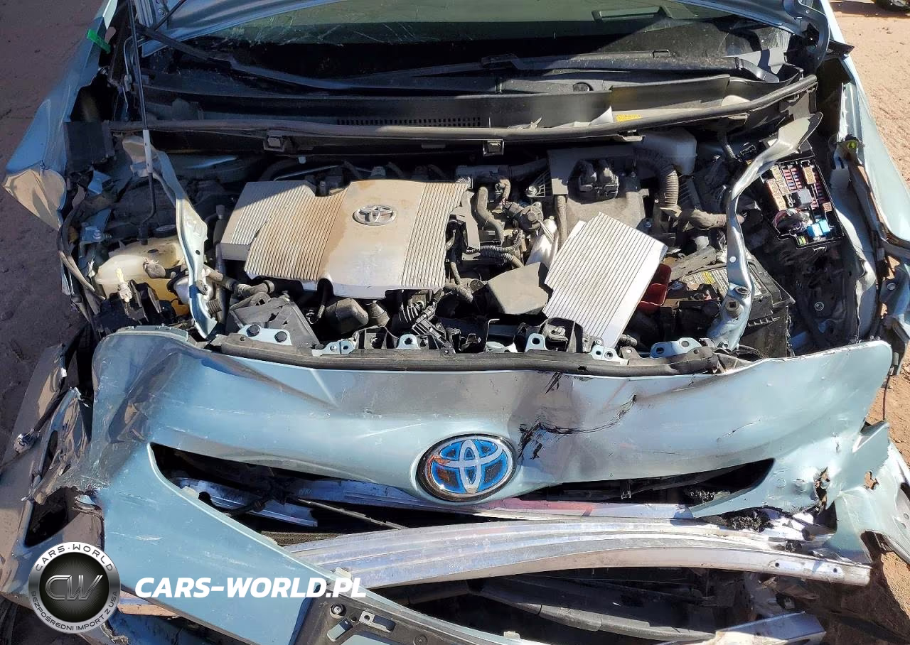 2018 Toyota Prius Four VIN:JTDKARFU4J3063669 - 11