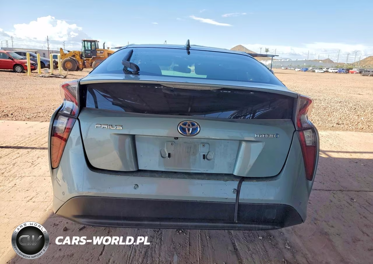 2018 Toyota Prius Four VIN:JTDKARFU4J3063669 - 6