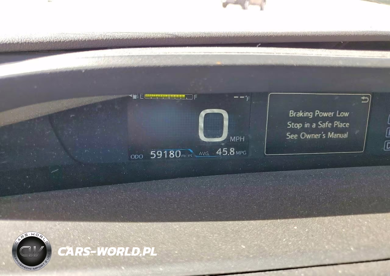 2018 Toyota Prius Four VIN:JTDKARFU4J3063669 - 9