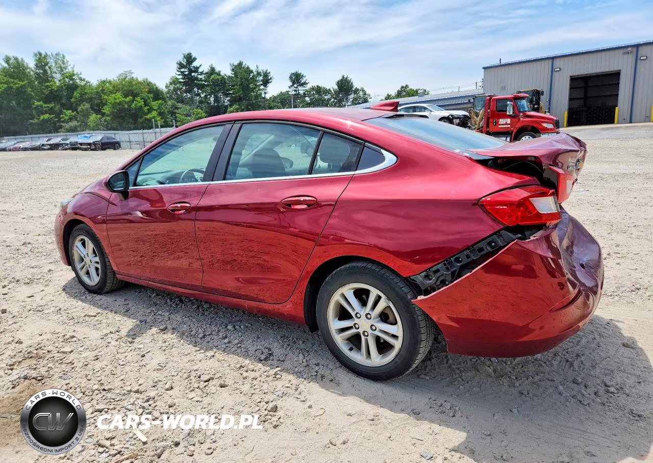 2018 Chevrolet Cruze Lt VIN:1G1BE5SM9J7240513 - 2