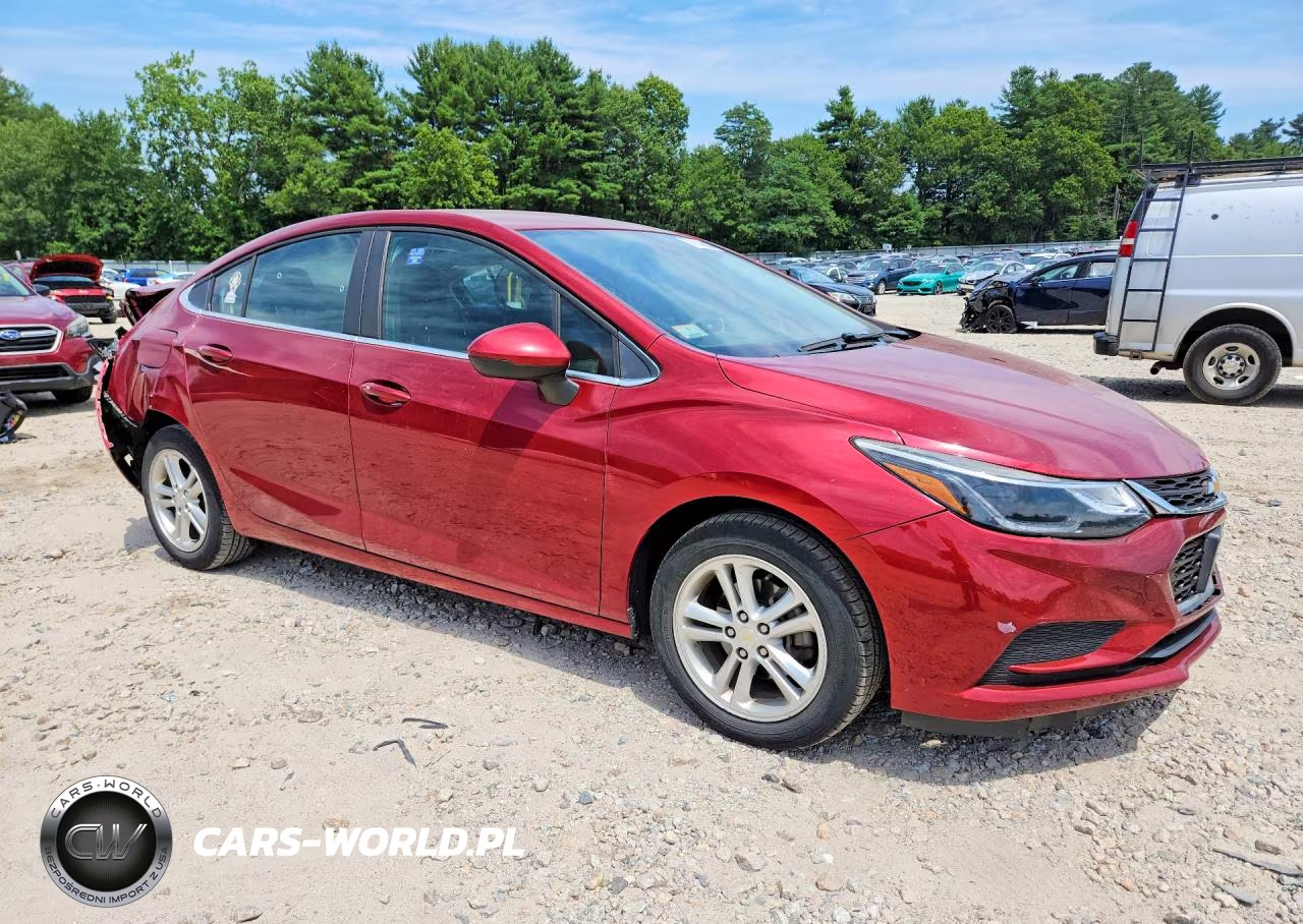 2018 Chevrolet Cruze Lt VIN:1G1BE5SM9J7240513 - 4