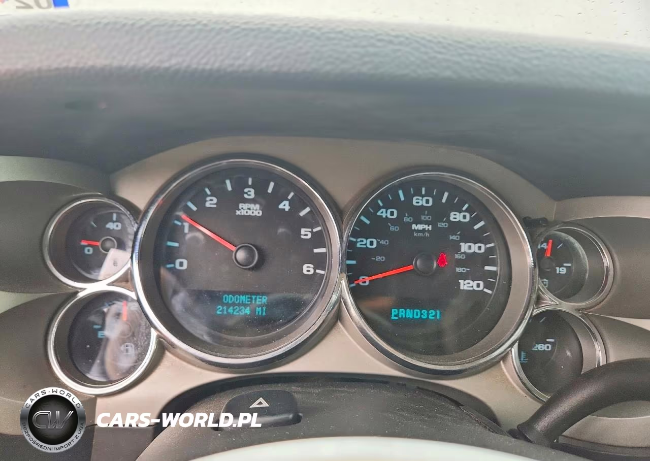 2008 GMC Sierra C1500 VIN:2GTEC19J581223164 - 9