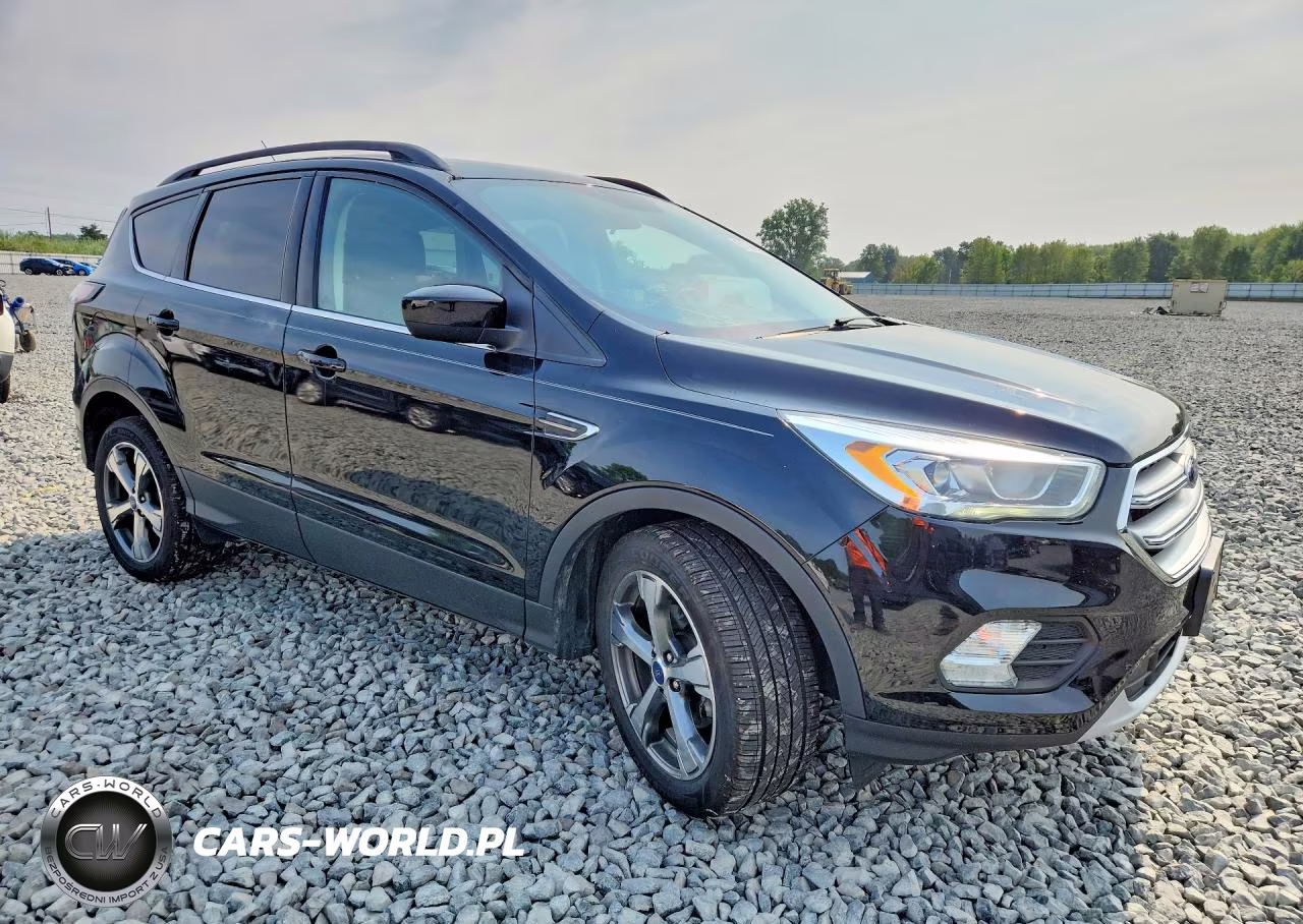 2017 Ford Escape Se VIN:1FMCU0GD9HUA60434 - 4
