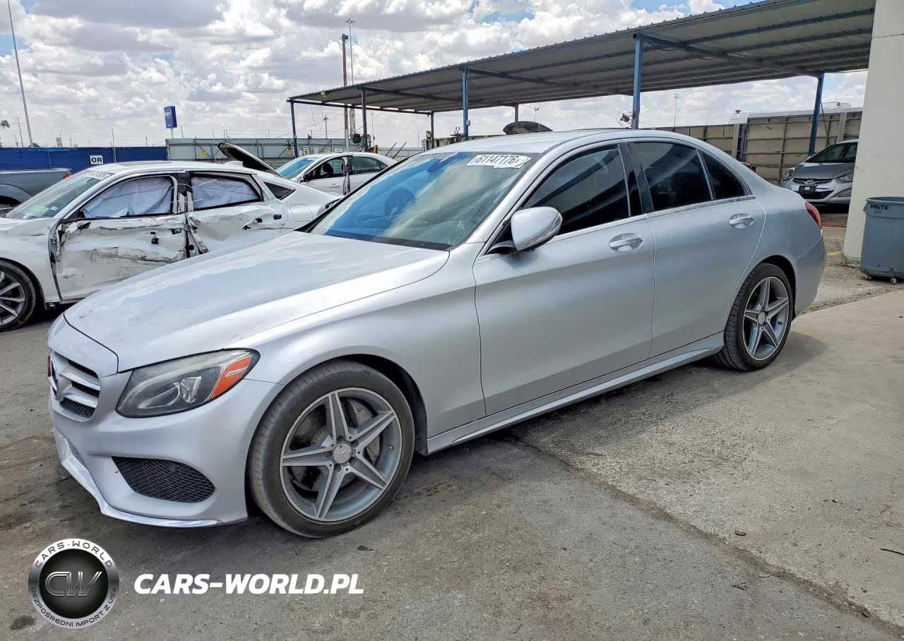 2015 Mercedes-Benz C 400 4Matic – zdjęcie 1 z 12