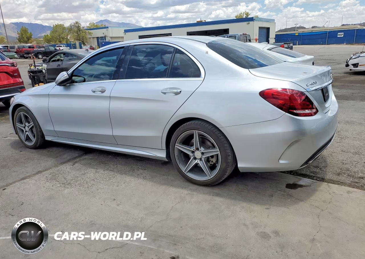 2015 Mercedes-Benz C 400 4Matic VIN:55SWF6GB8FU023263 - 2