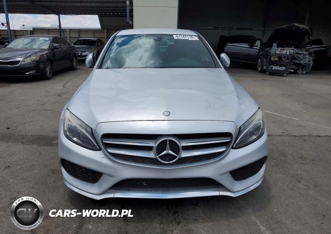 2015 Mercedes-Benz C 400 4Matic VIN:55SWF6GB8FU023263 - 5