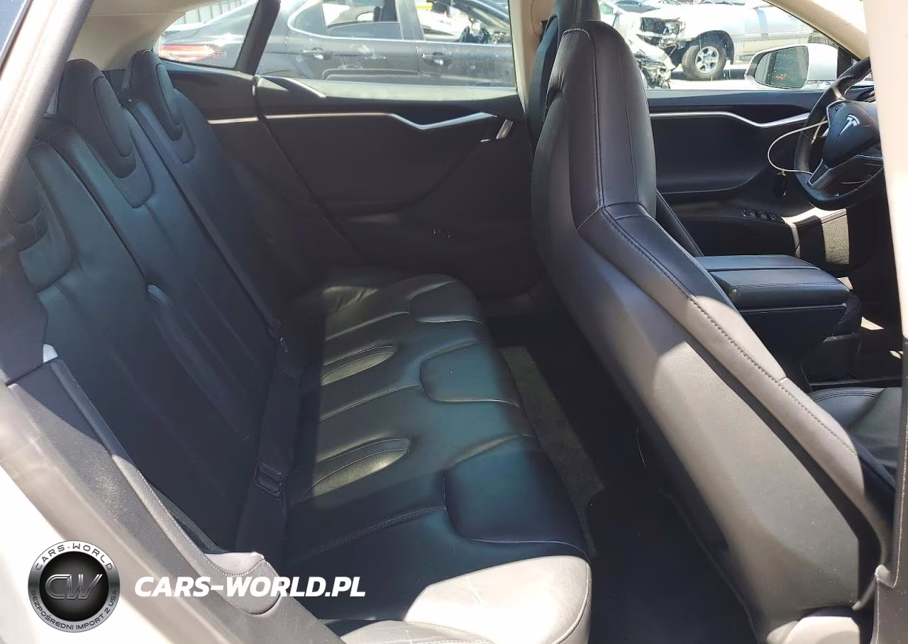 2013 Tesla Model S VIN:5YJSA1CN3DFP13548 - 10