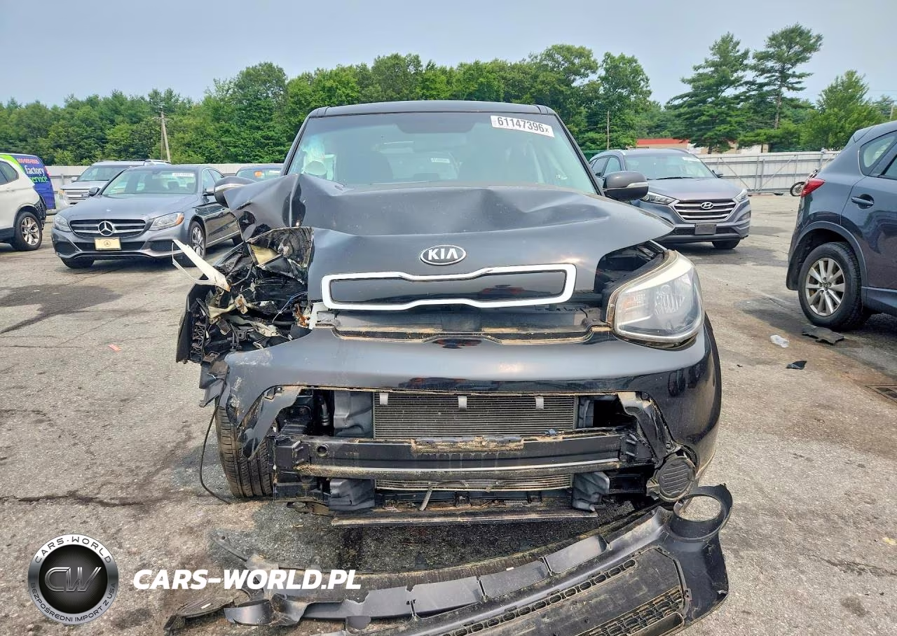 2014 Kia Soul + VIN:KNDJP3A59E7034822 - 5