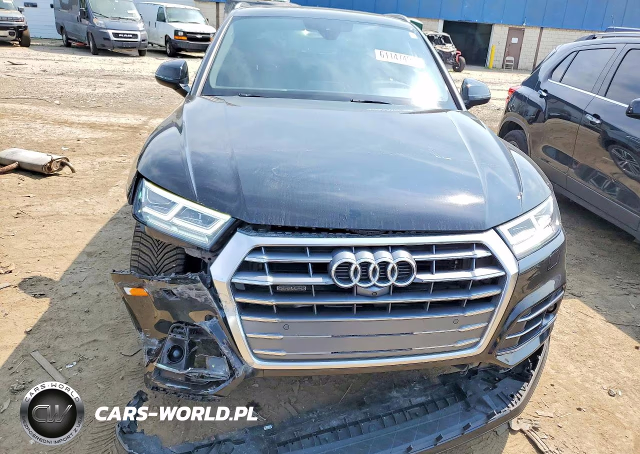 2019 Audi Q5 Technik S-Line VIN:WA1FNAFY2K2105767 - 5