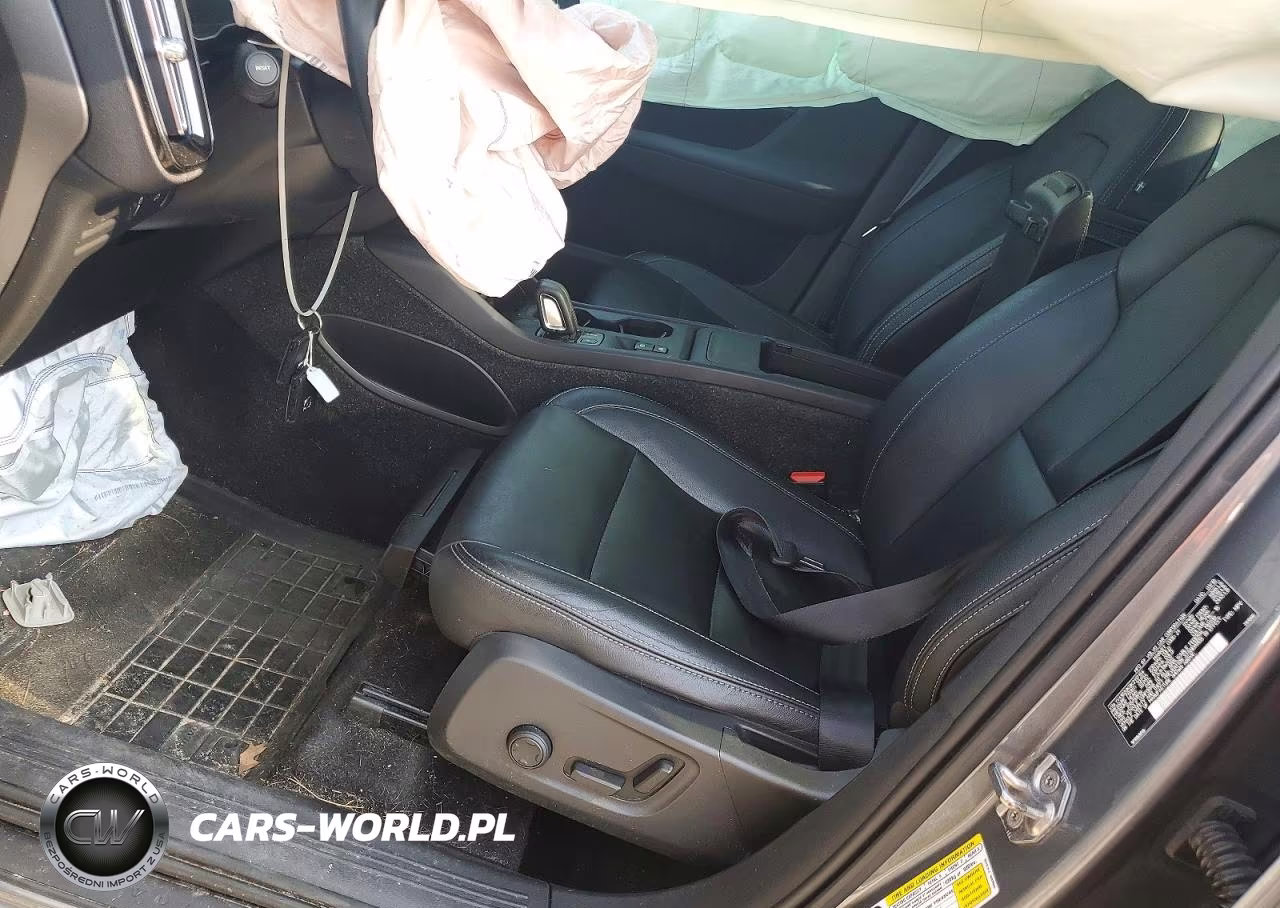 2019 Volvo Xc40 T5 Momentum VIN:YV4162UK9K2117154 - 7