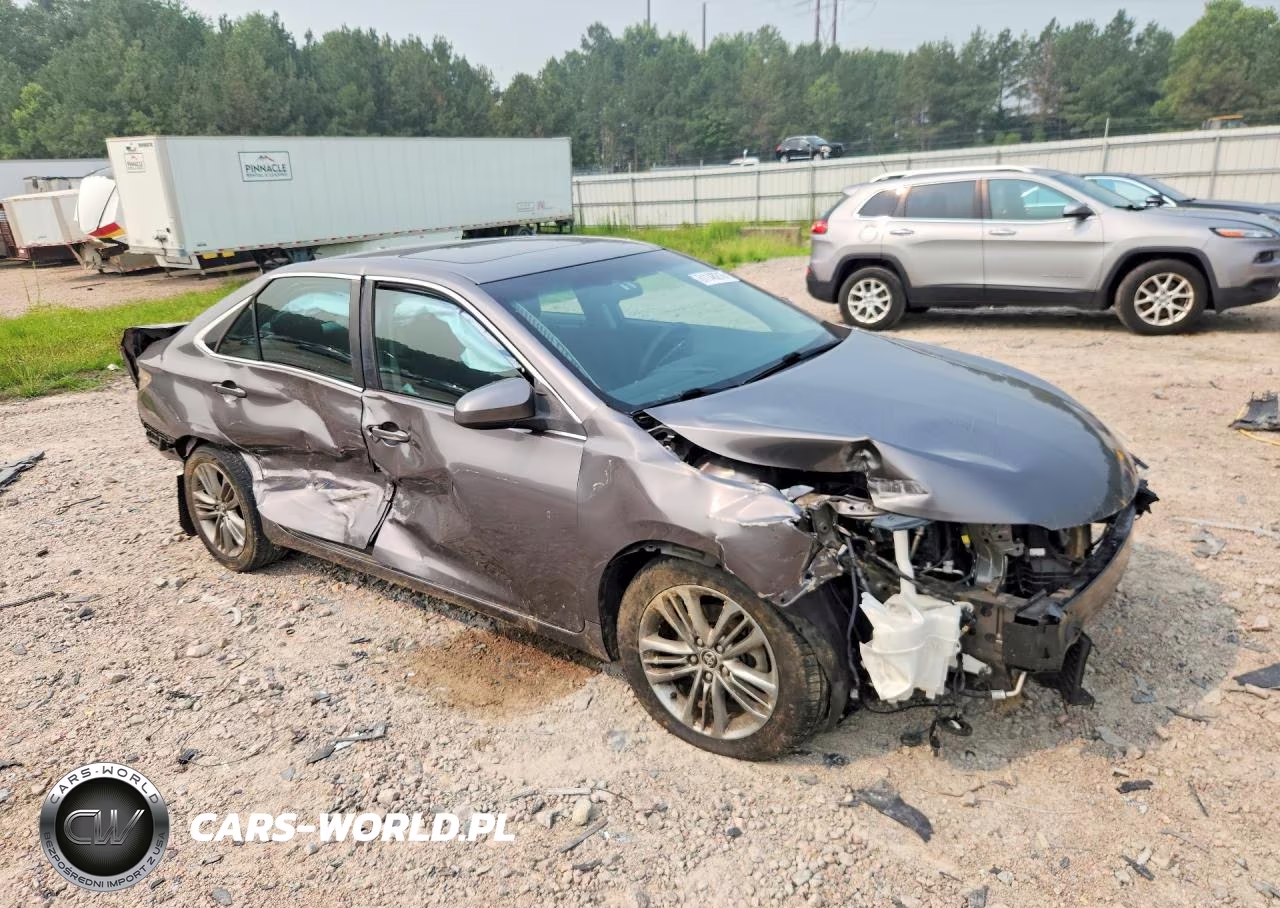 2016 Toyota Camry Se VIN:4T1BF1FK9GU128628 - 4