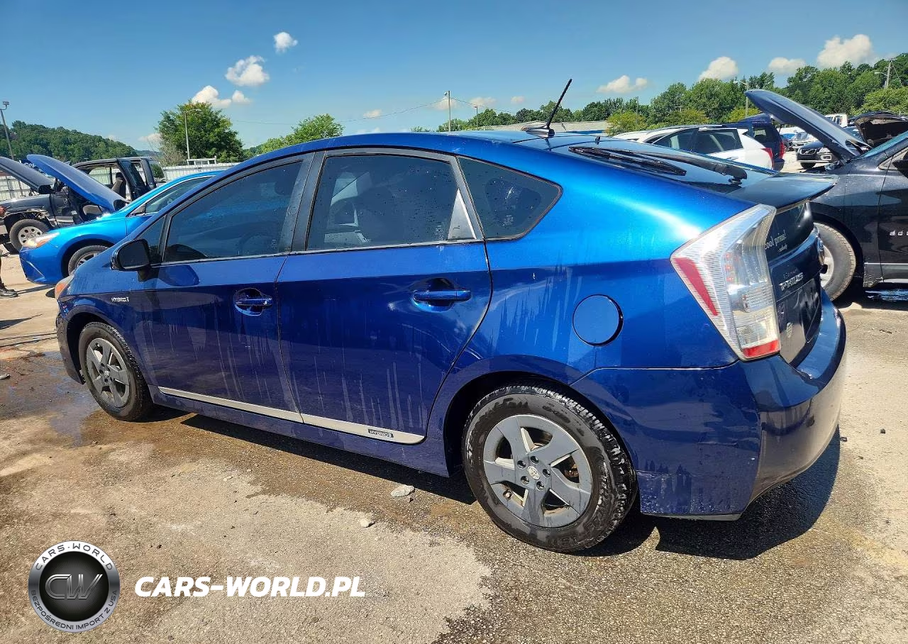 2011 Toyota Prius Four VIN:JTDKN3DU9B0321207 - 2