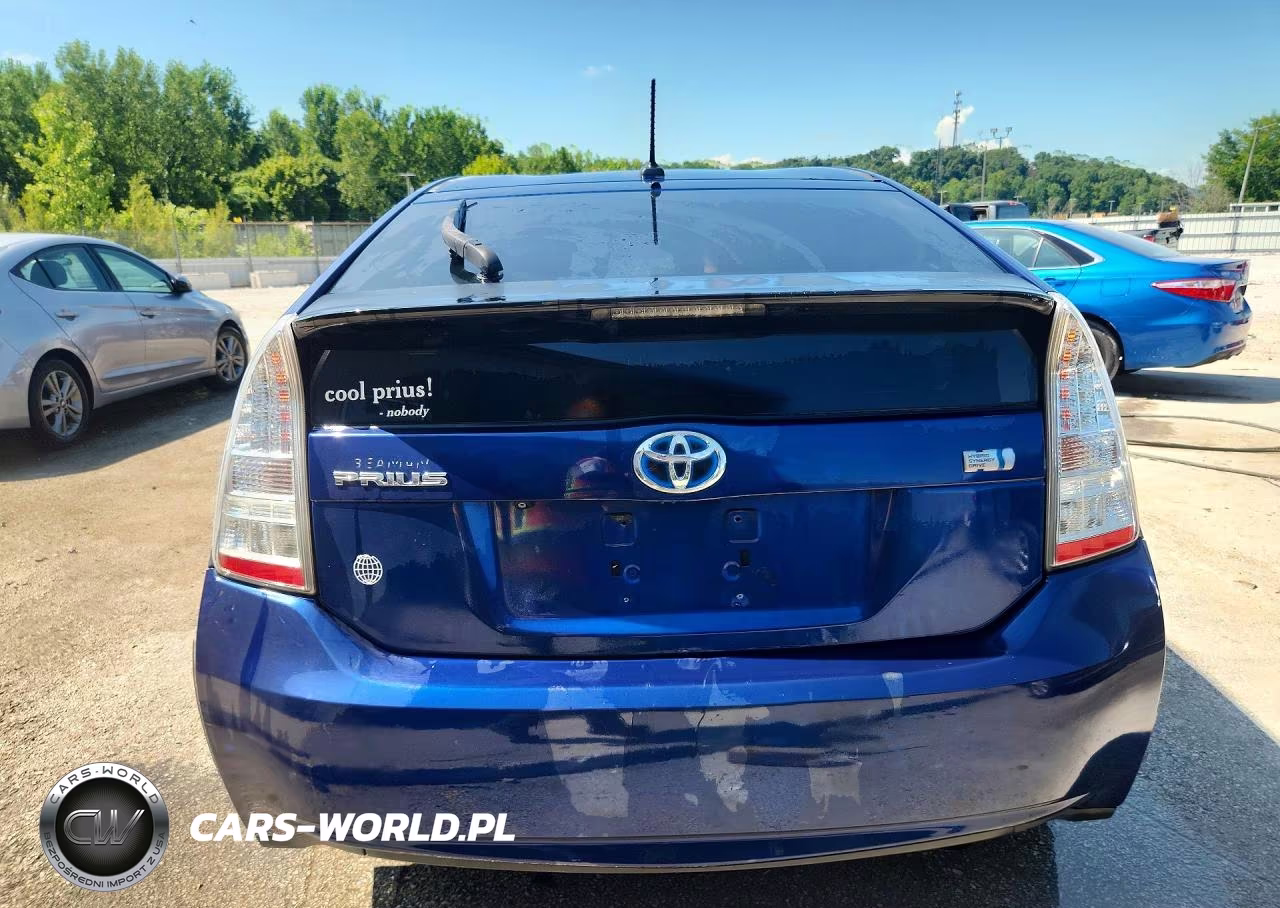 2011 Toyota Prius Four VIN:JTDKN3DU9B0321207 - 6