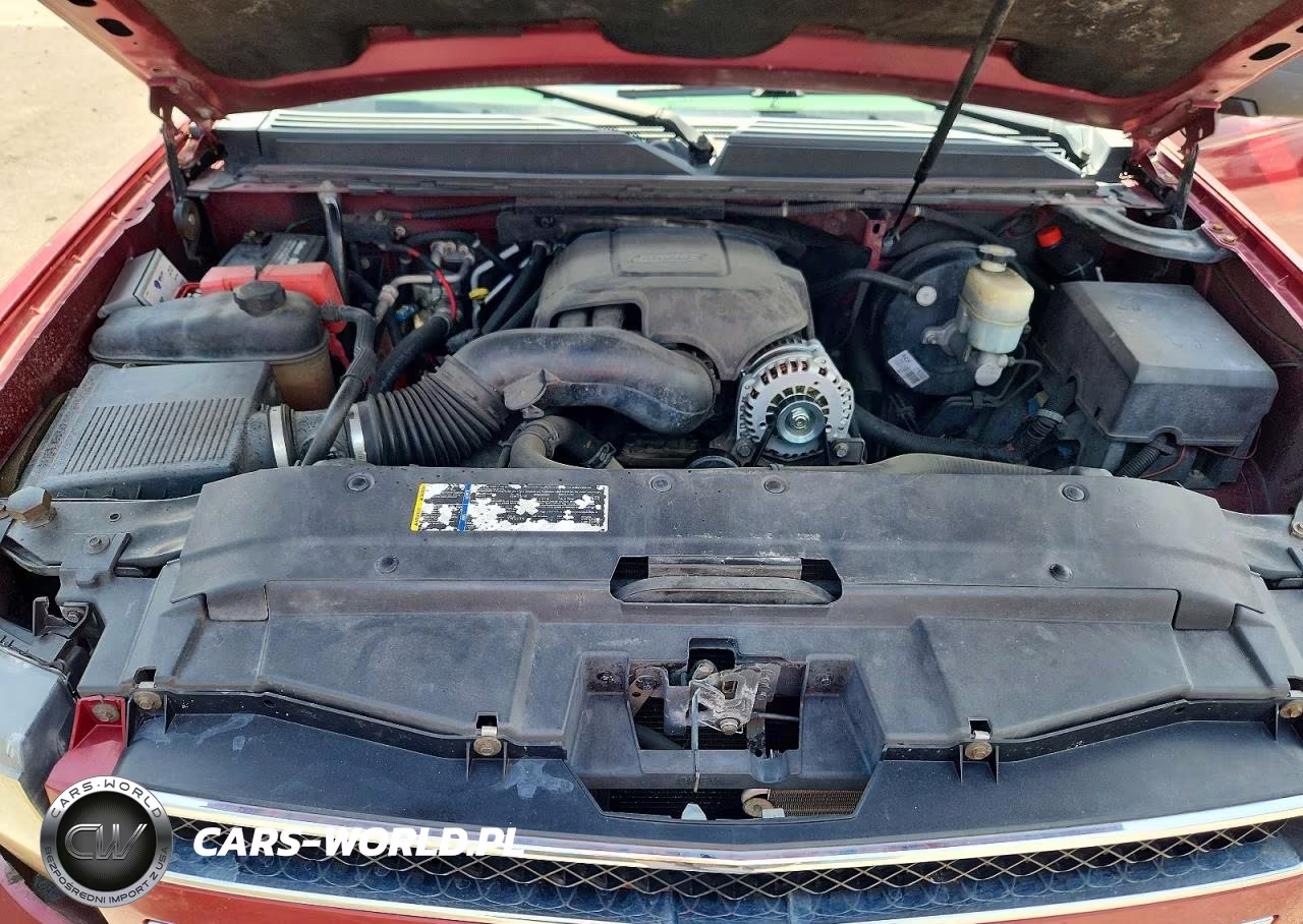 2007 Chevrolet Suburban C1500 VIN:1GNFC16J27J215771 - 12