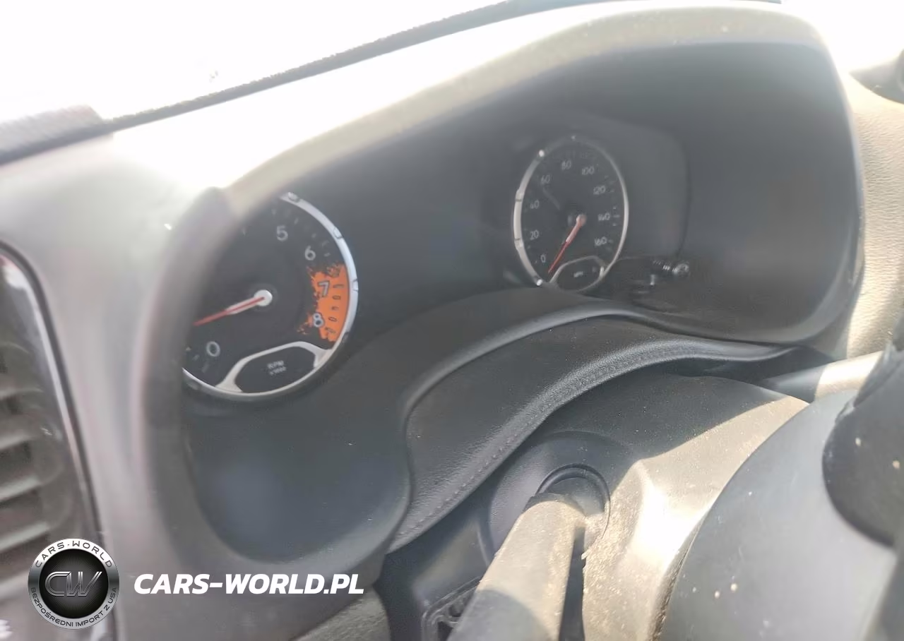 2017 Jeep Renegade Latitude VIN:ZACCJBBH6HPF70146 - 9