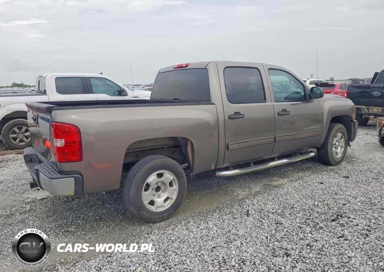 2013 Chevrolet Silverado C1500 Lt VIN:3GCPCSE07DG285758 - 3