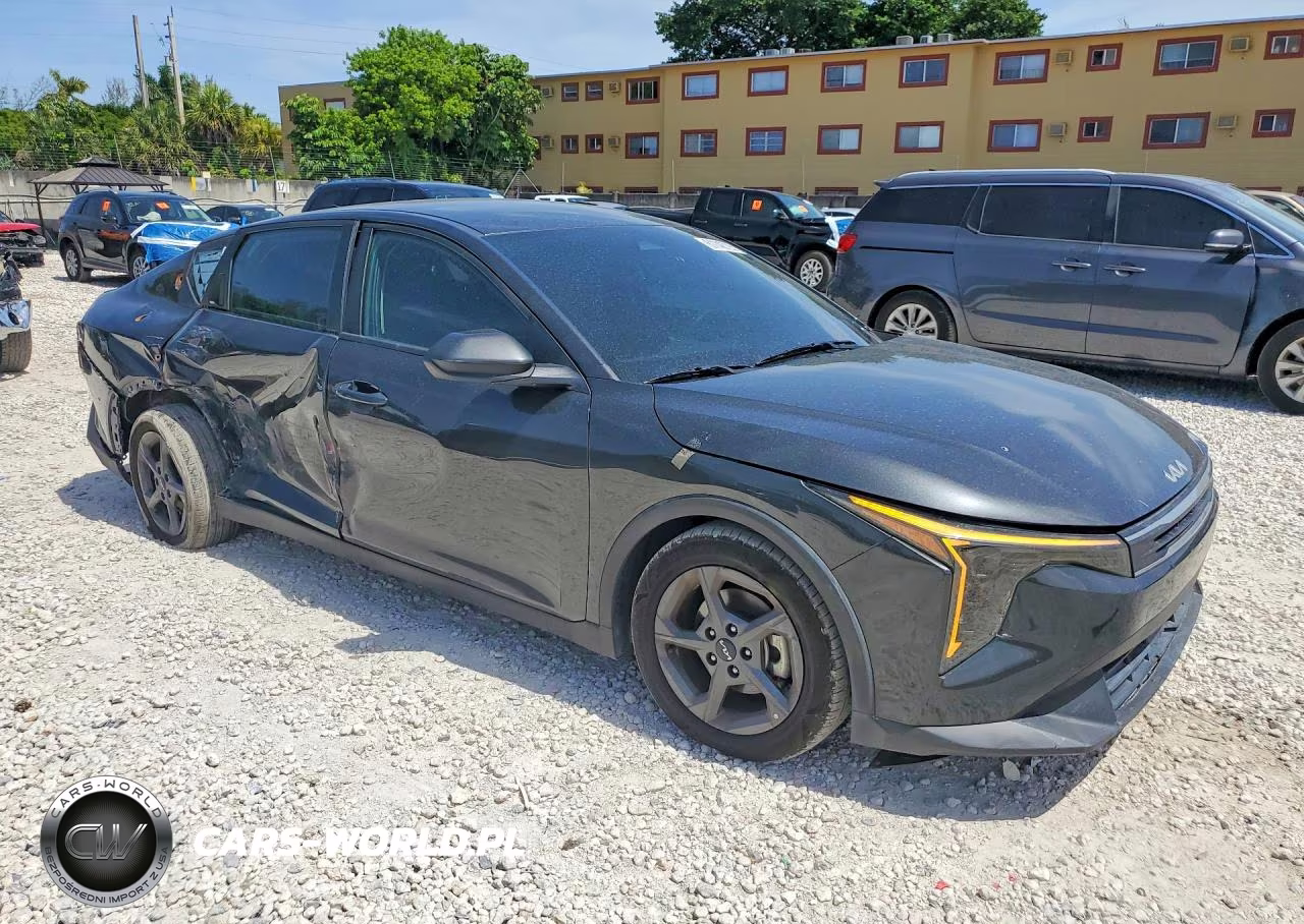 2025 Kia K4 Lx VIN:3KPFT4DE0SE047862 - 4