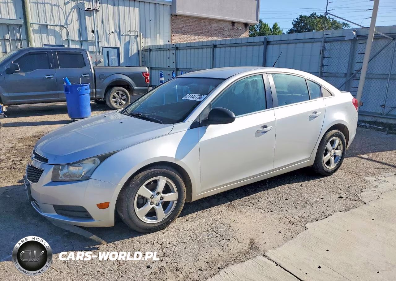 2012 Chevrolet Cruze – zdjęcie 1 z 12