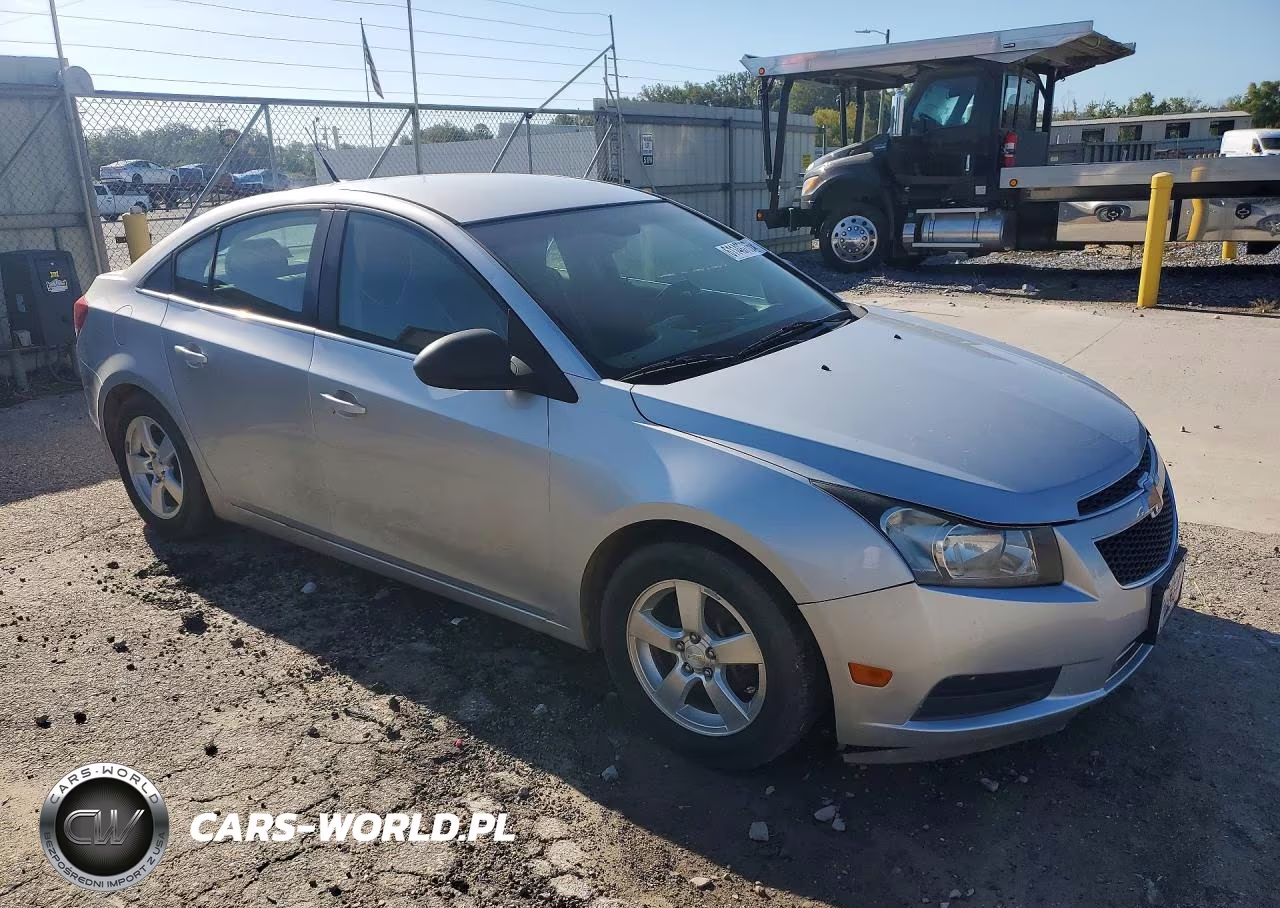 2012 Chevrolet Cruze VIN:1G1PC5SH3C7154258 - 4