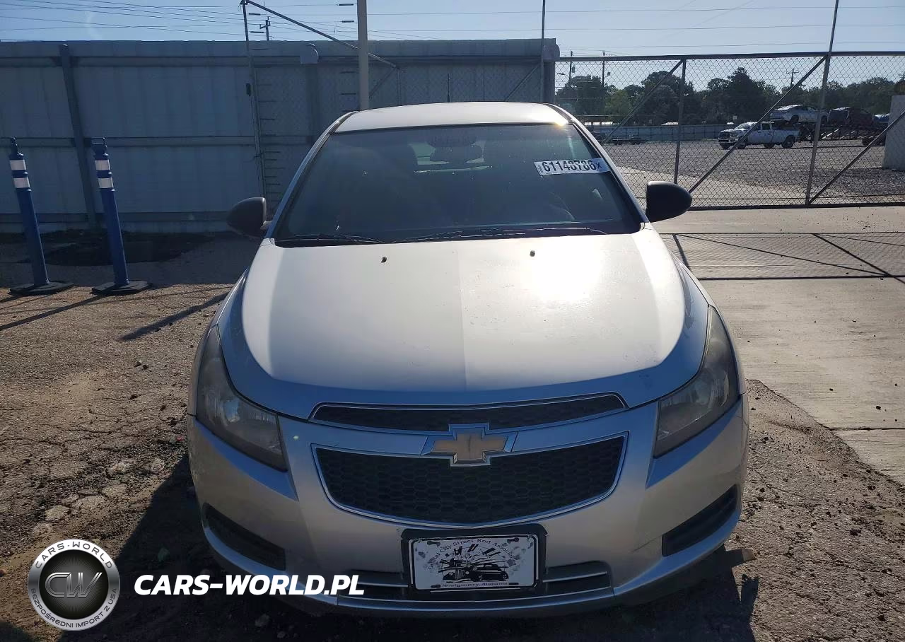 2012 Chevrolet Cruze VIN:1G1PC5SH3C7154258 - 5