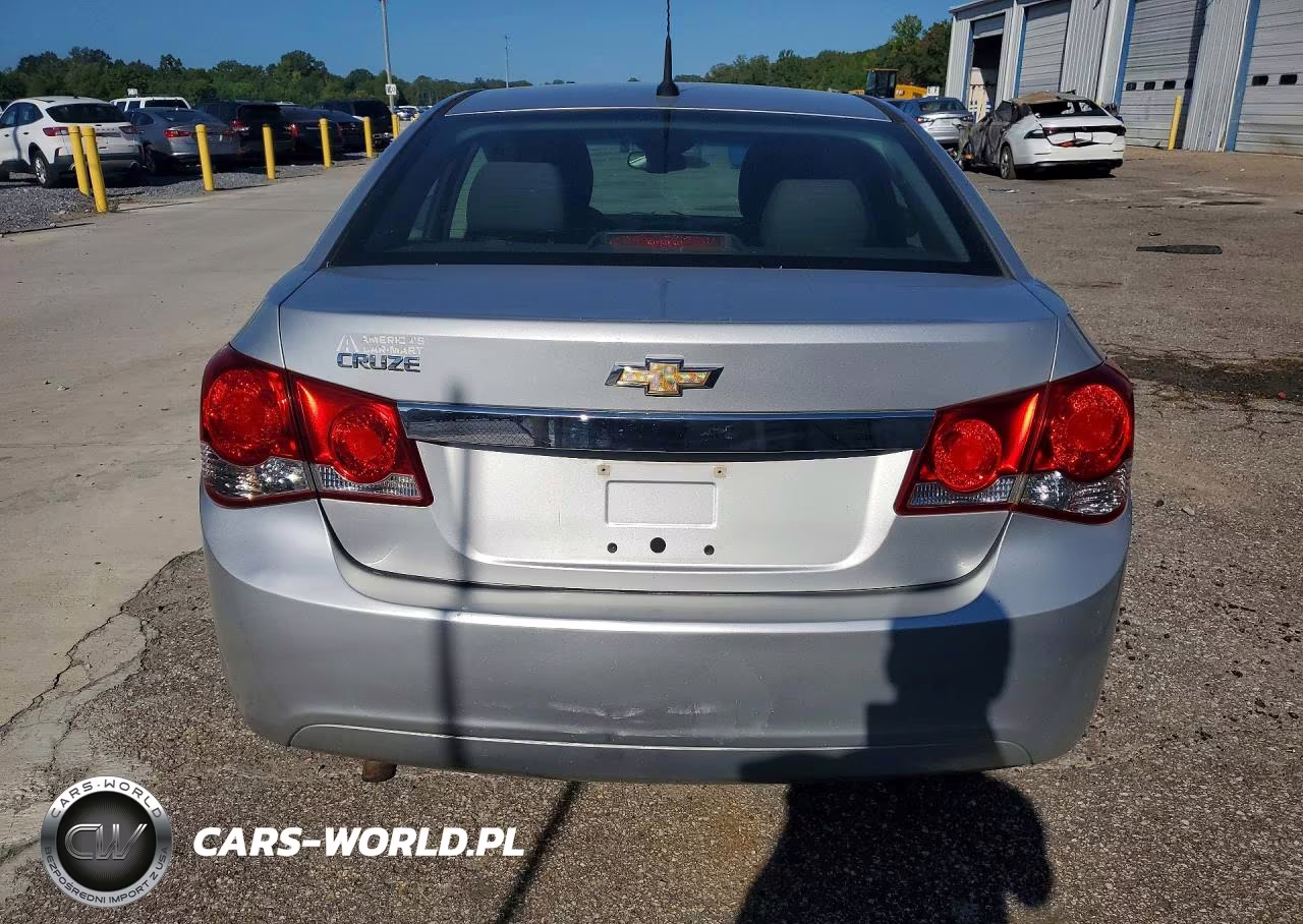 2012 Chevrolet Cruze VIN:1G1PC5SH3C7154258 - 6