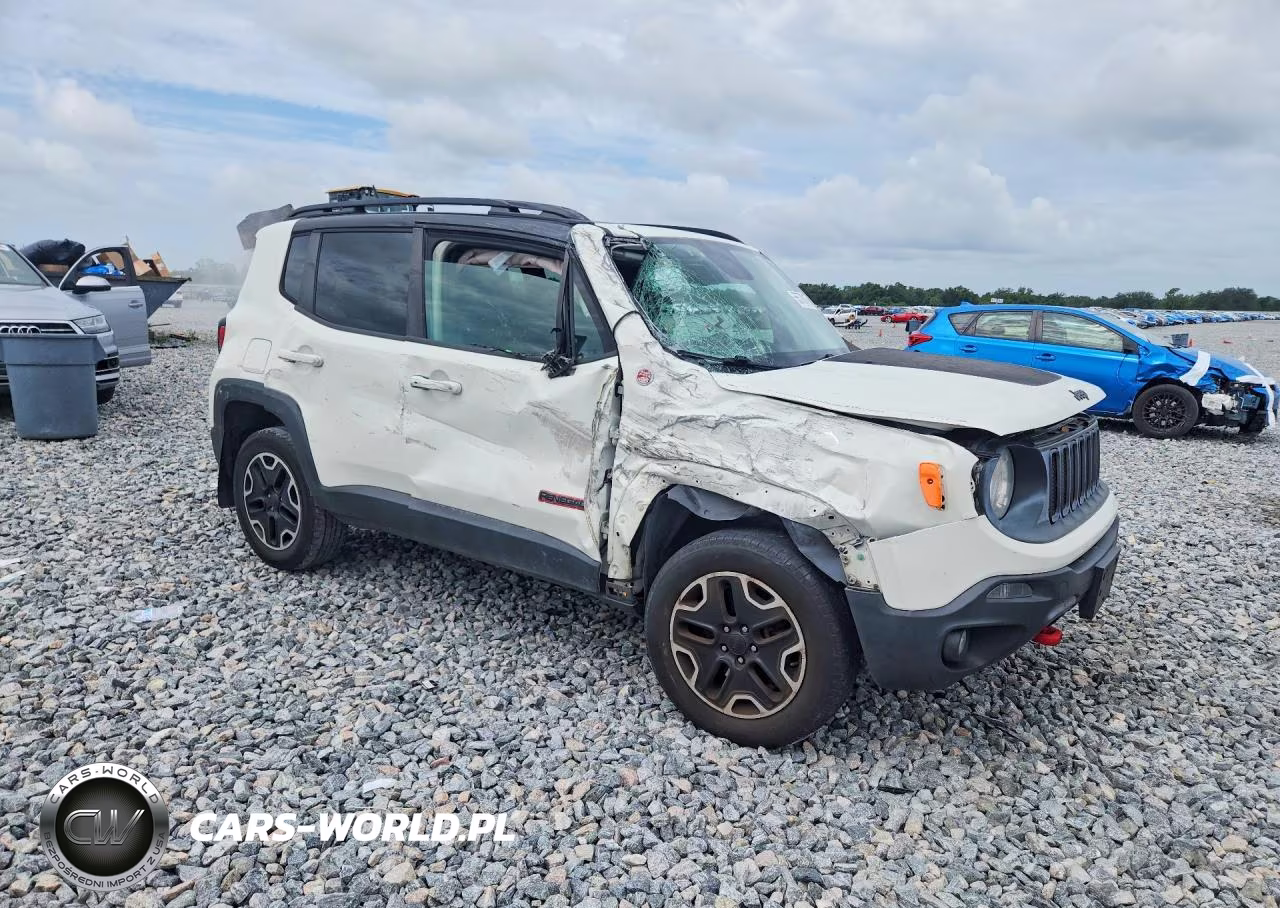 2016 Jeep Renegade Trailhawk VIN:ZACCJBCT3GPD05301 - 4