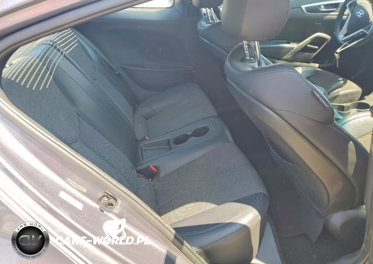 2013 Hyundai Veloster Base VIN:KMHTC6ADXDU172099 - 10