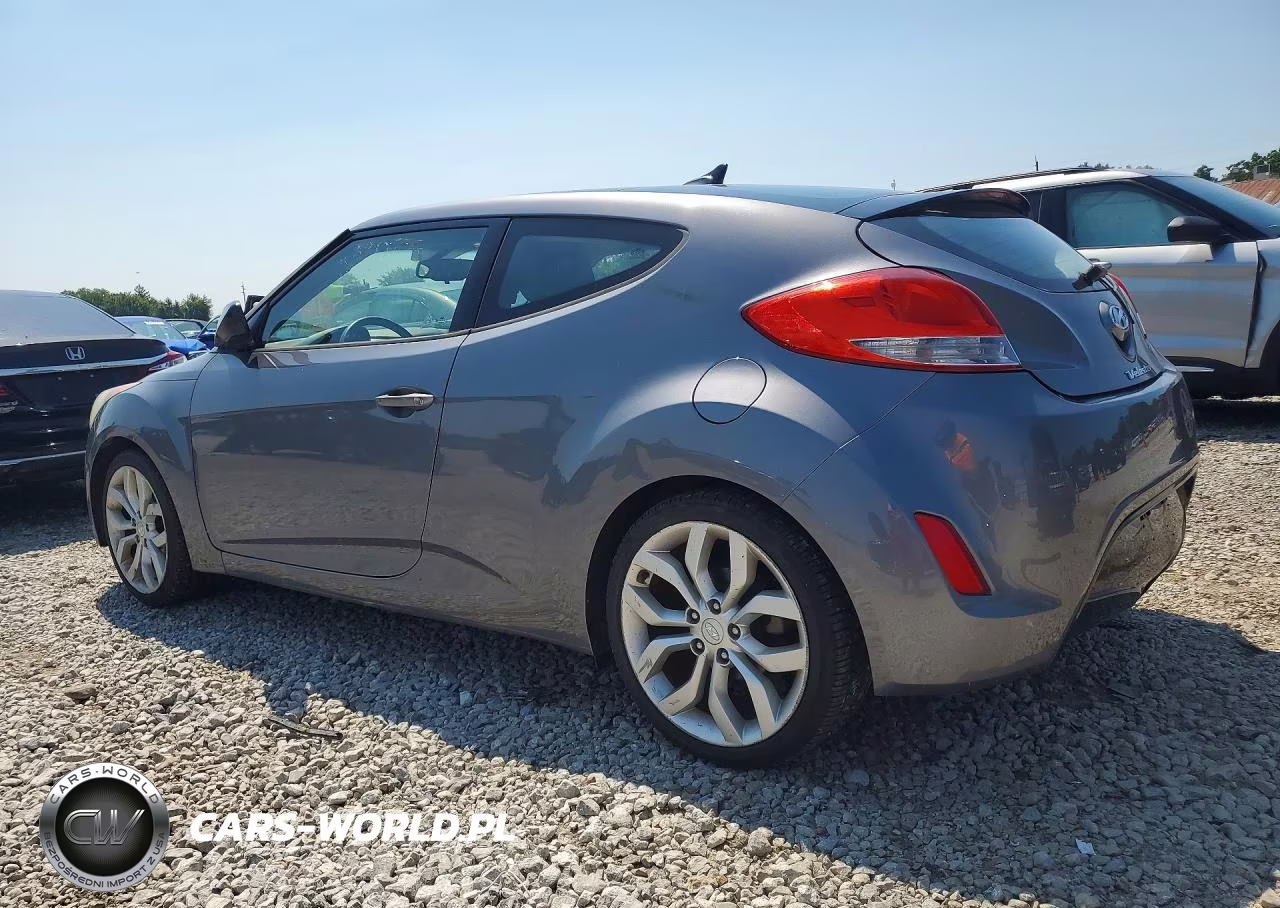 2013 Hyundai Veloster Base VIN:KMHTC6ADXDU172099 - 2