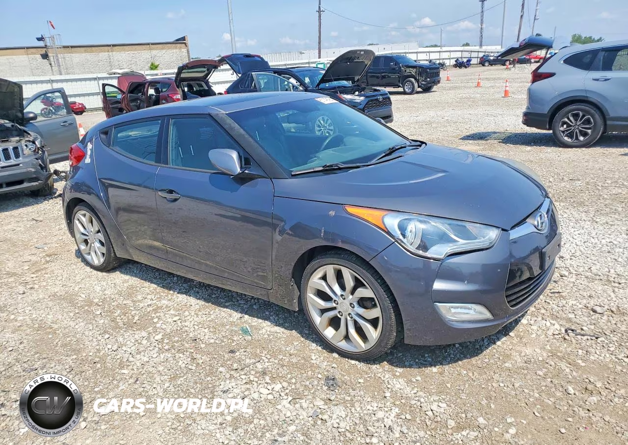 2013 Hyundai Veloster Base VIN:KMHTC6ADXDU172099 - 4