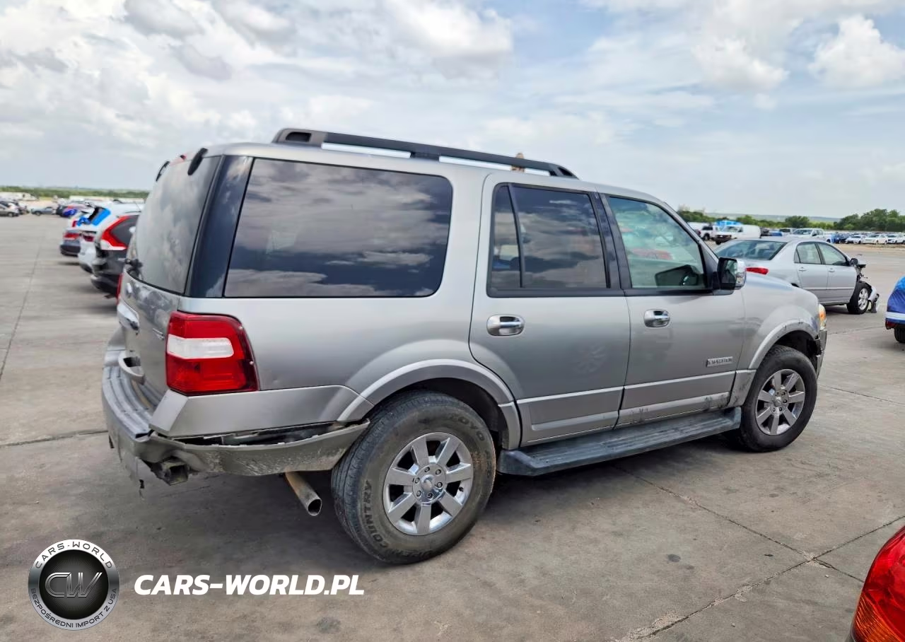 2008 Ford Expedition Xlt VIN:1FMFU15588LA38106 - 3
